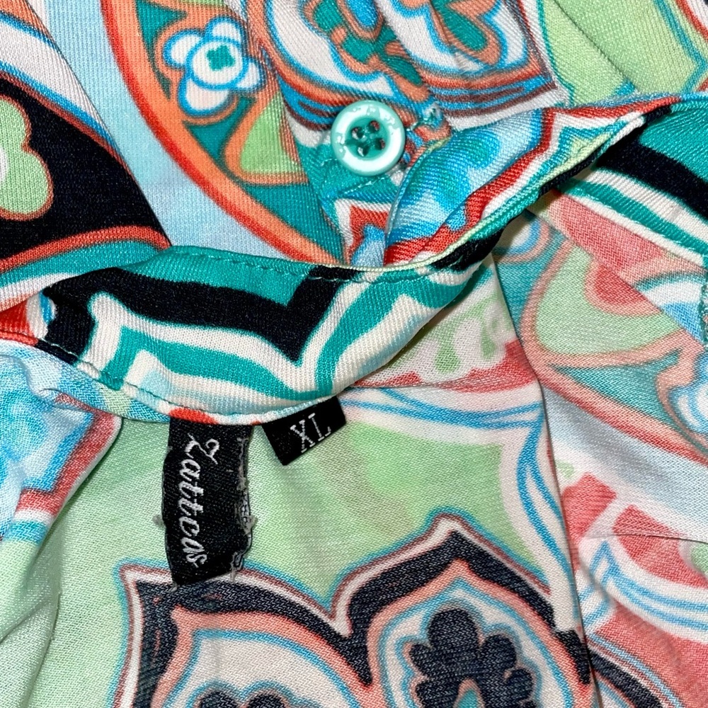 Colorful Patterned Women's Top - Picture 5 of 6